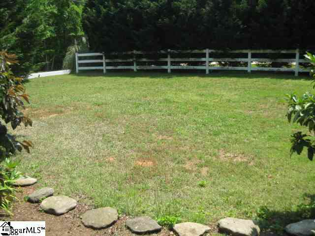 1821 Hudson Road Greer, SC 29650 - Photo 6 of 18 Gallery Image 6