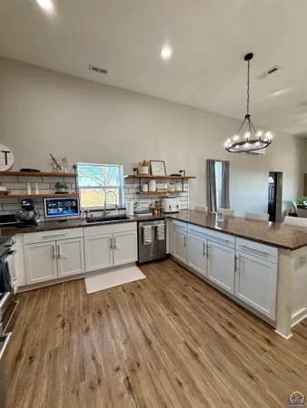 $339,500 | 6226 Northwest Huxman Road, Topeka, KS 66618