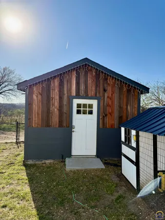 $339,500 | 6226 Northwest Huxman Road, Topeka, KS 66618