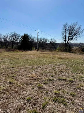 $339,500 | 6226 Northwest Huxman Road, Topeka, KS 66618