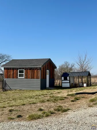 $339,500 | 6226 Northwest Huxman Road, Topeka, KS 66618