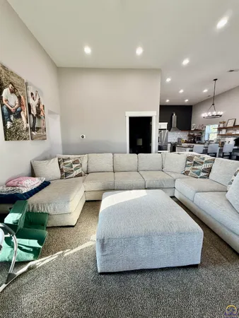 $339,500 | 6226 Northwest Huxman Road, Topeka, KS 66618