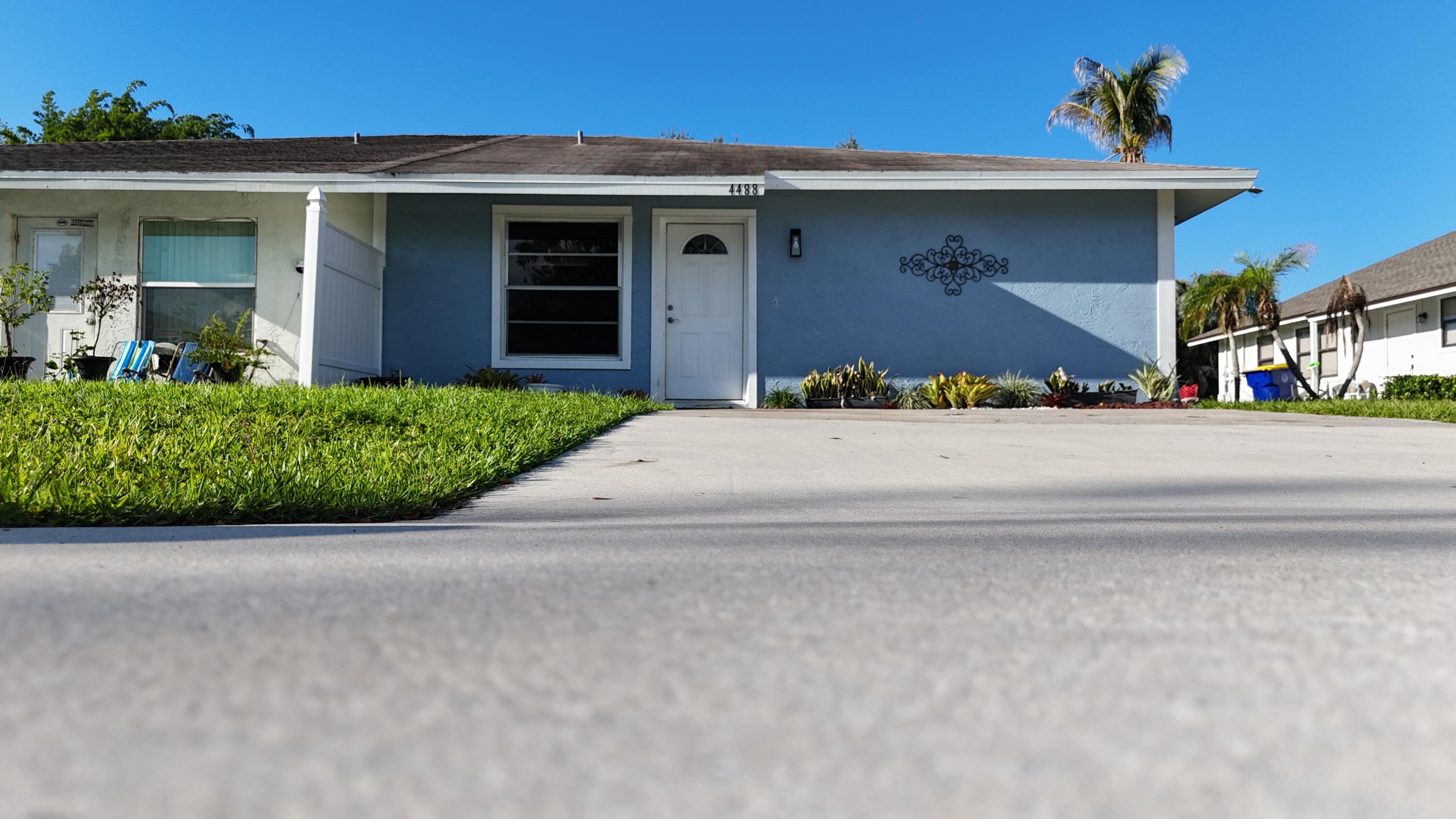 4488 Southeast Salvatori Road Stuart, FL 34997 - Photo 33 of 37 DJI_20260703083621_0053_D