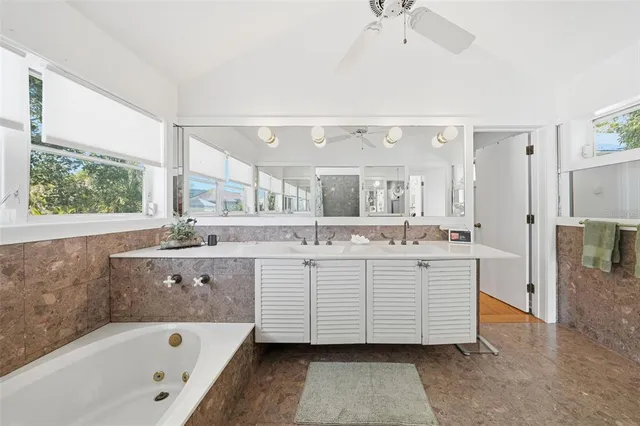 $10,000 | 700 Lands End Drive, Longboat Key, FL 34228