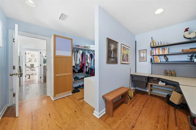 $10,000 | 700 Lands End Drive, Longboat Key, FL 34228