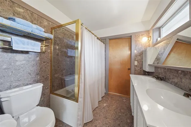 $10,000 | 700 Lands End Drive, Longboat Key, FL 34228