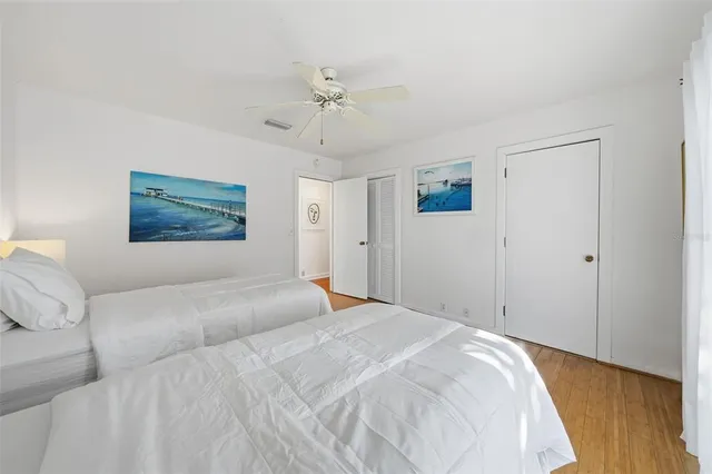 $10,000 | 700 Lands End Drive, Longboat Key, FL 34228