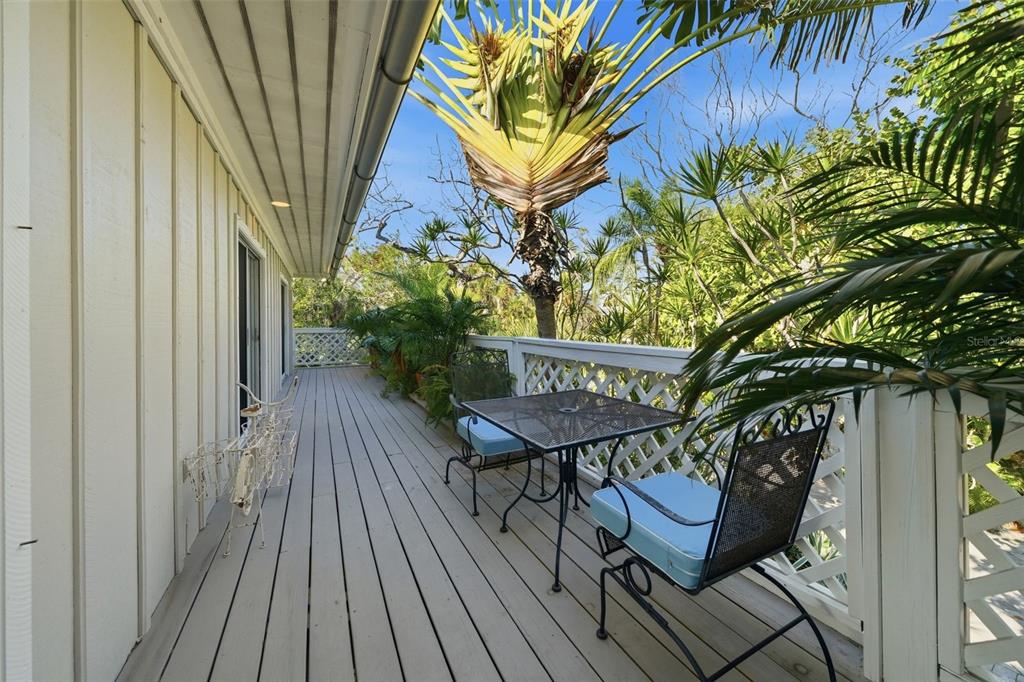 700 Lands End Drive Longboat Key, FL 34228 - Photo 41 of 70