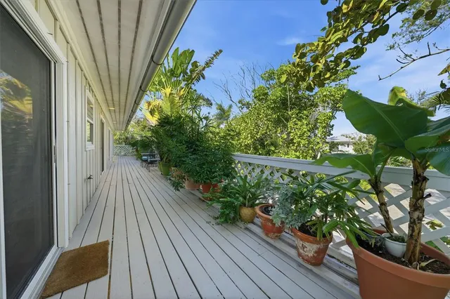 $10,000 | 700 Lands End Drive, Longboat Key, FL 34228