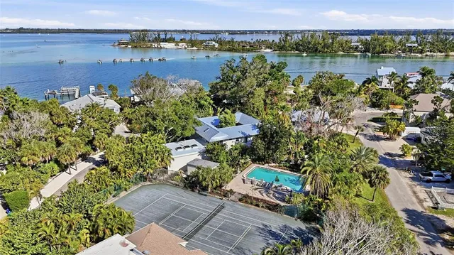 $10,000 | 700 Lands End Drive, Longboat Key, FL 34228