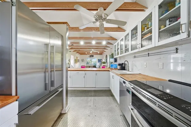 $10,000 | 700 Lands End Drive, Longboat Key, FL 34228