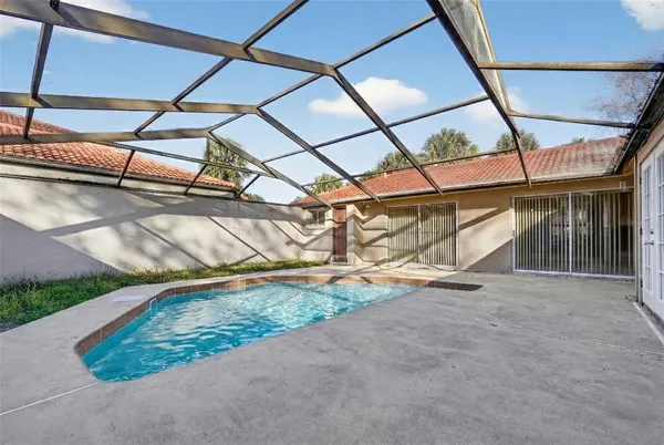 $195,000 | 4912 Easter Circle, Unit 12, Orlando, FL 32808