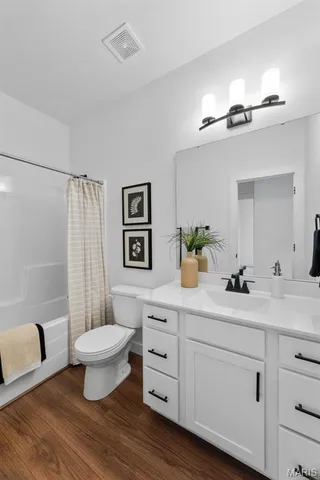 $449,990 | 1 Rochester @ Creekside Sommers, Lake St. Louis, MO 63367