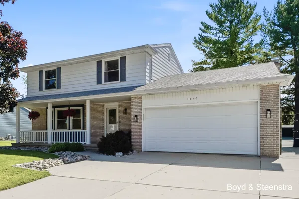 $349,900 | 1810 Amberina Drive, Lansing, MI 48917