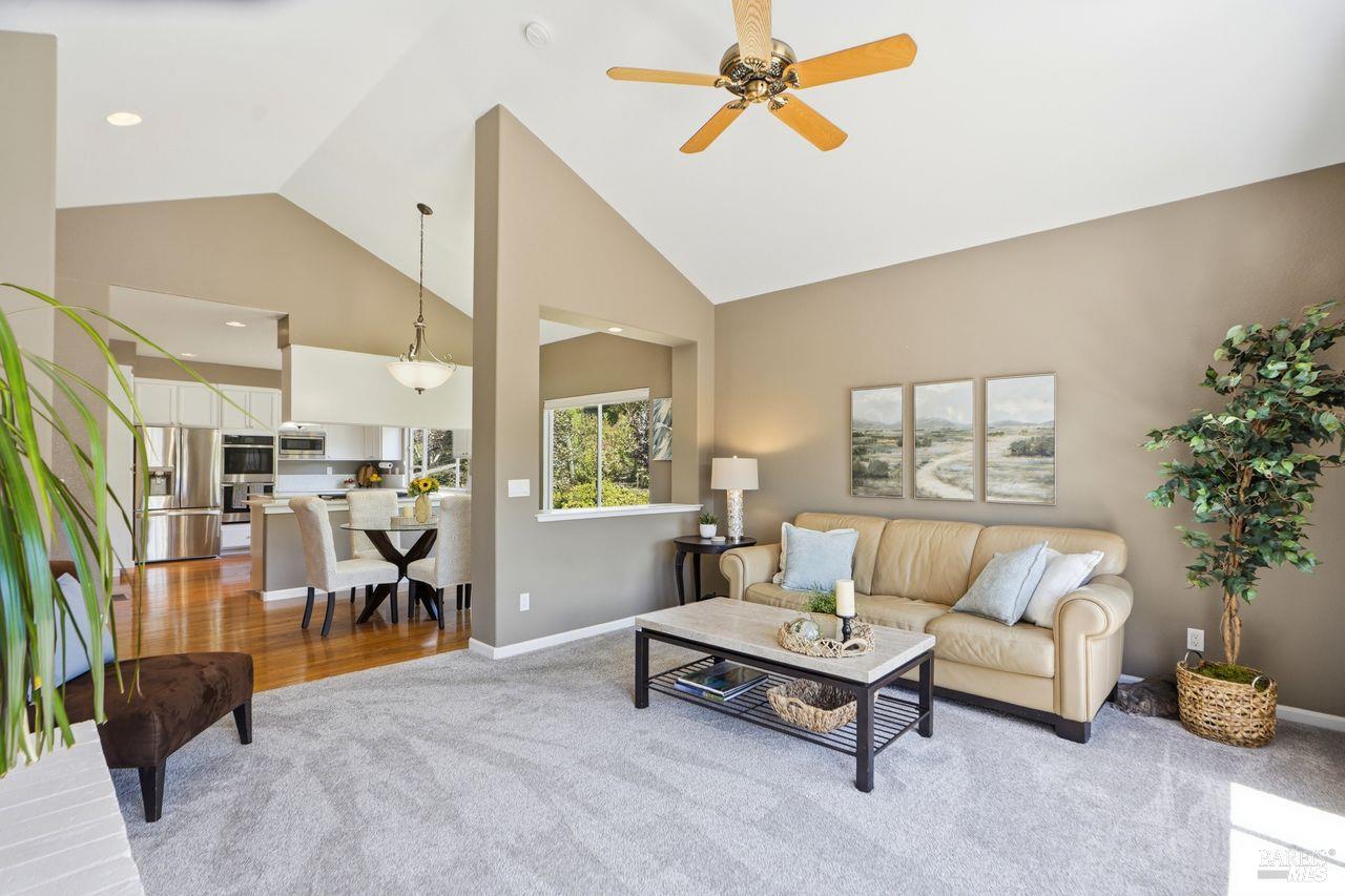6332 Meadowridge Drive Santa Rosa, CA 95409 - Photo 9 of 36