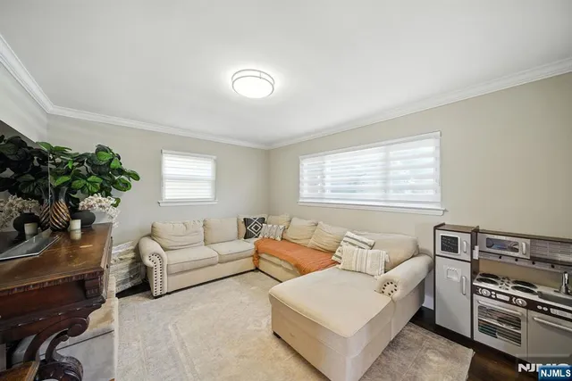 $850,000 | 36 Alyson Place, Bloomfield, NJ 07003