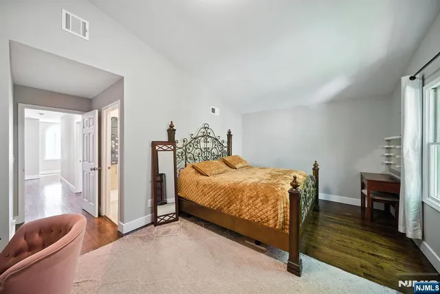 $850,000 | 36 Alyson Place, Bloomfield, NJ 07003