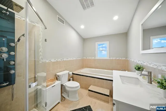 $850,000 | 36 Alyson Place, Bloomfield, NJ 07003