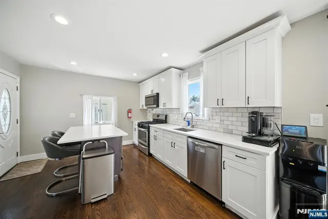 $850,000 | 36 Alyson Place, Bloomfield, NJ 07003