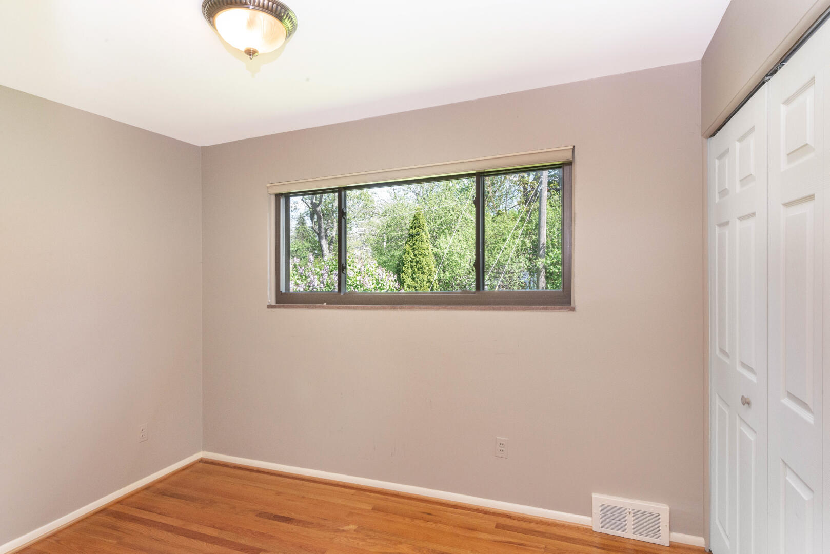 2317 Yorkshire Road Ann Arbor, MI 48104 - Photo 23 of 59 042_51