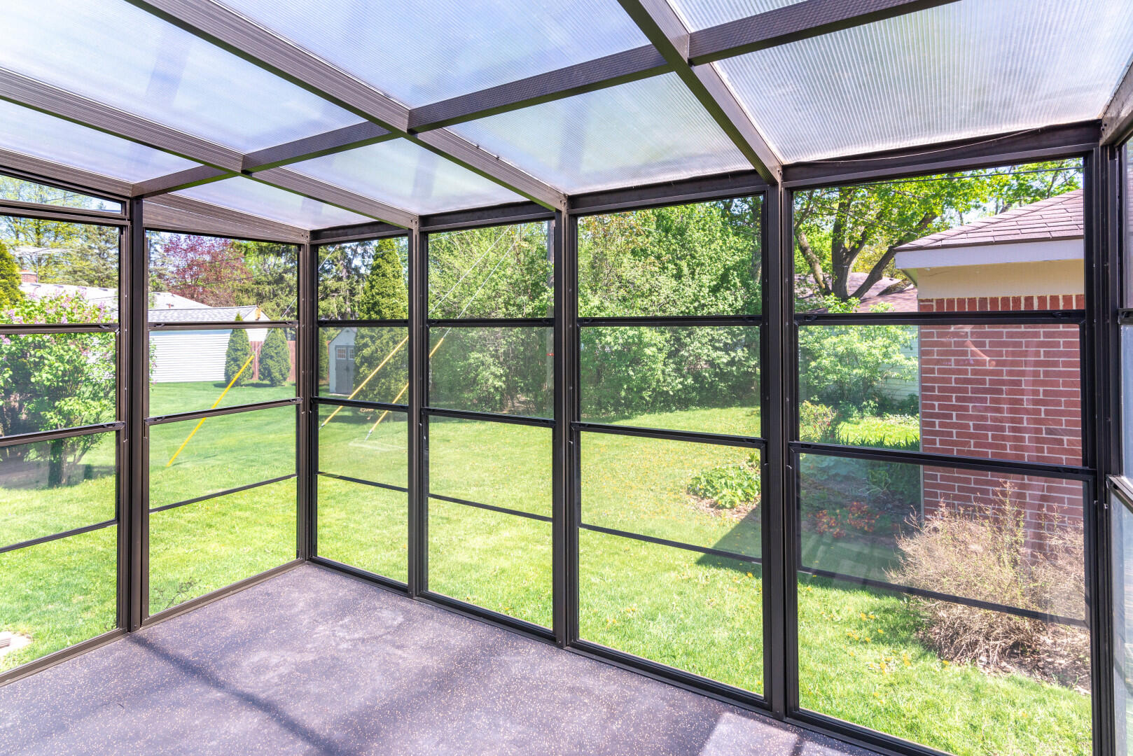 2317 Yorkshire Road Ann Arbor, MI 48104 - Photo 31 of 59 026_23