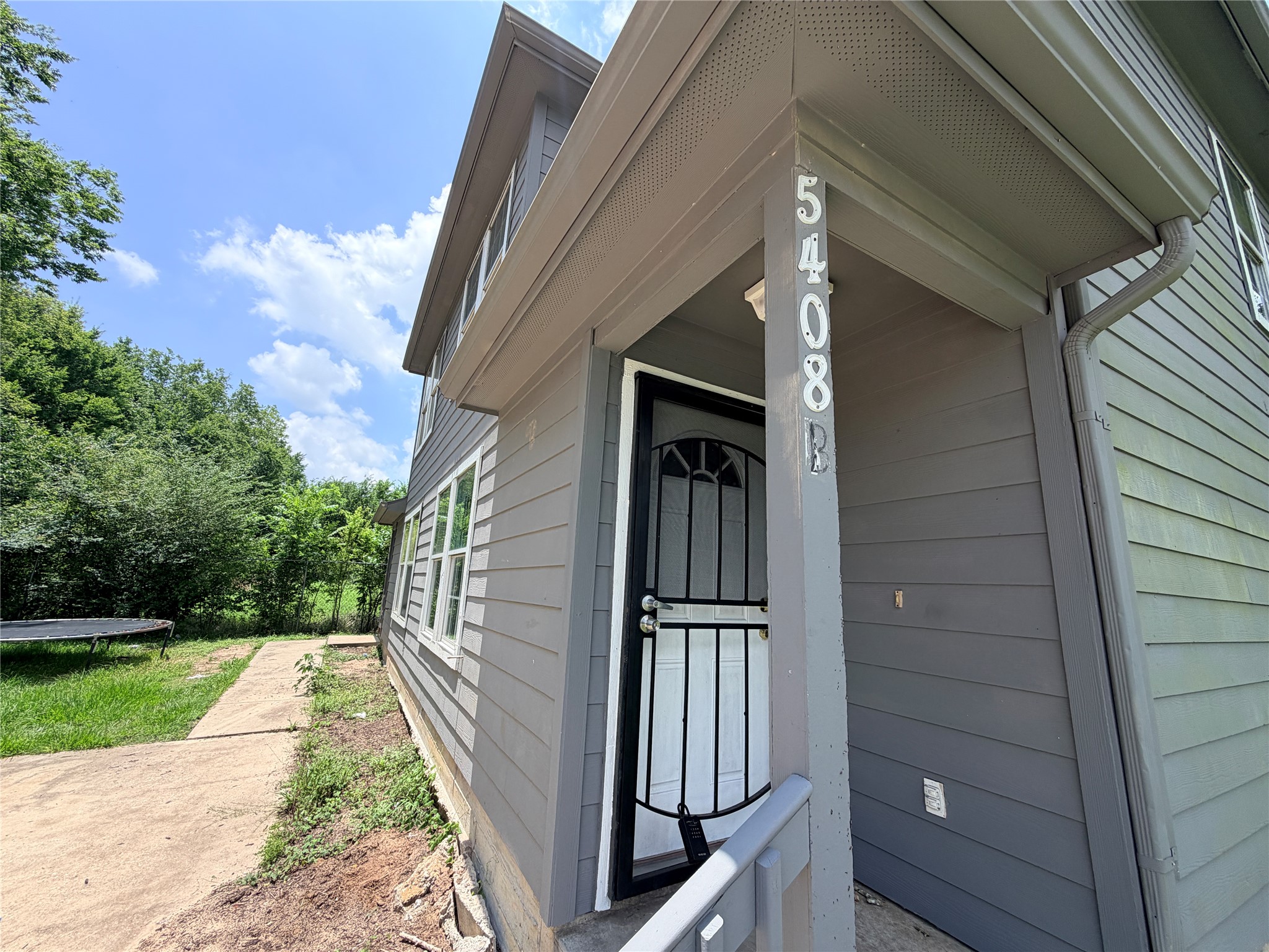 5408 Groveton Street, Unit B Houston, TX 77033 - Photo 3 of 15
