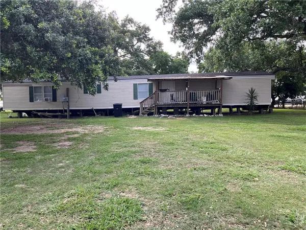 $1,200 | 130 North Street, Port Sulphur, LA 70083