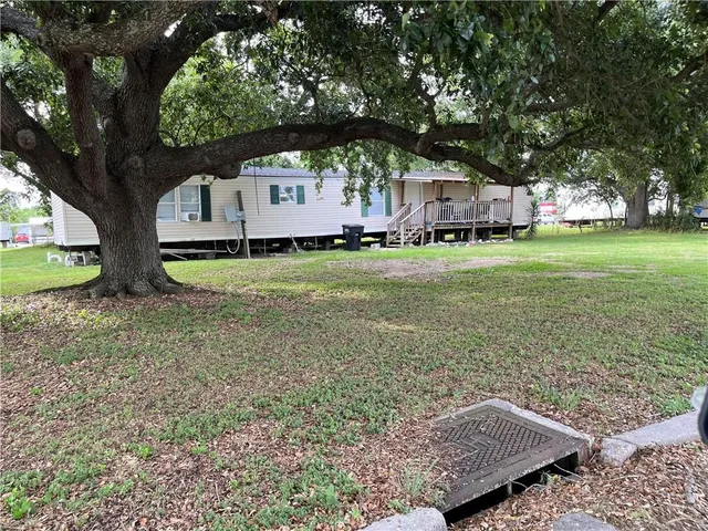 $1,200 | 130 North Street, Port Sulphur, LA 70083