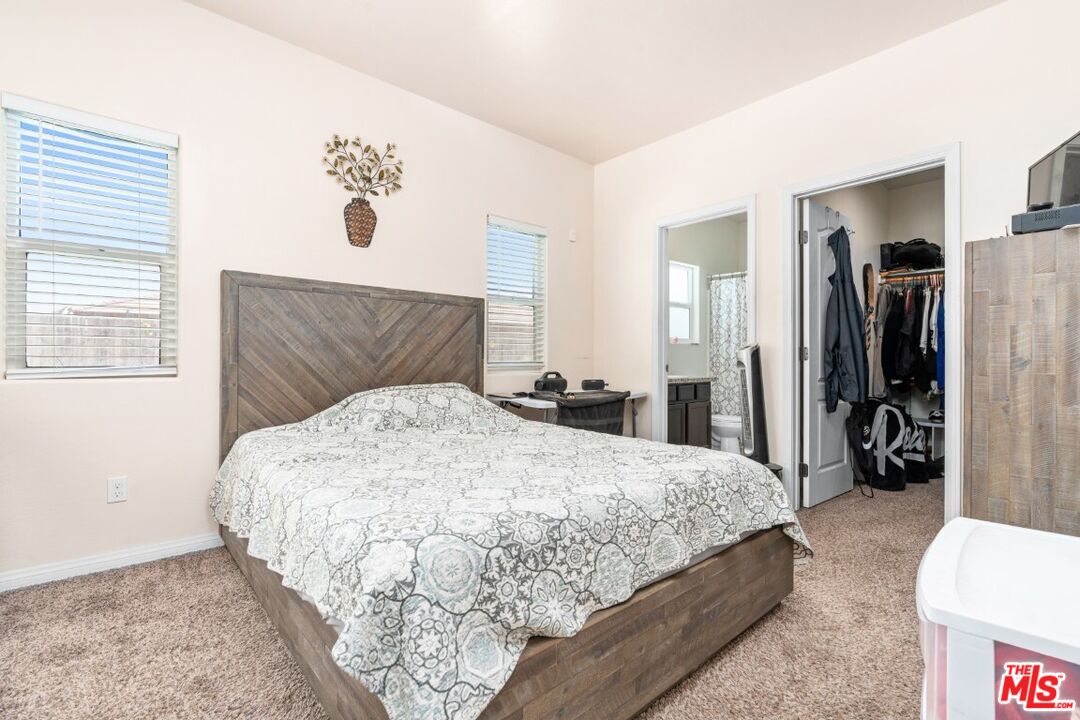 3605 Balvicar Drive Bakersfield, CA 93306 - Photo 25 of 36