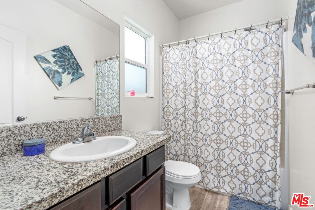 3605 Balvicar Drive Bakersfield, CA 93306 - Photo 27 of 36