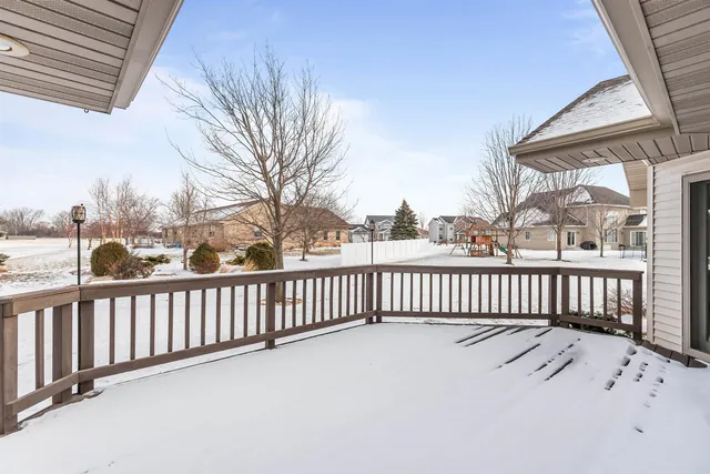 $480,000 | 2374 Shore Preserve Drive, Oshkosh, WI 54904