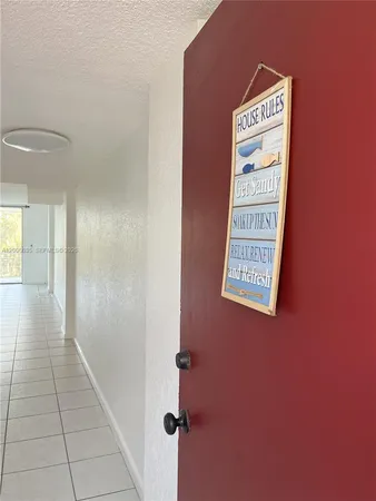 $1,950 | 3660 Northeast 166th Street, Unit 305, North Miami Beach, FL 33160
