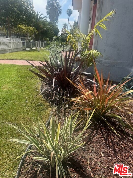 1025 Locust Avenue, Unit 2 Long Beach, CA 90813 - Photo 18 of 58