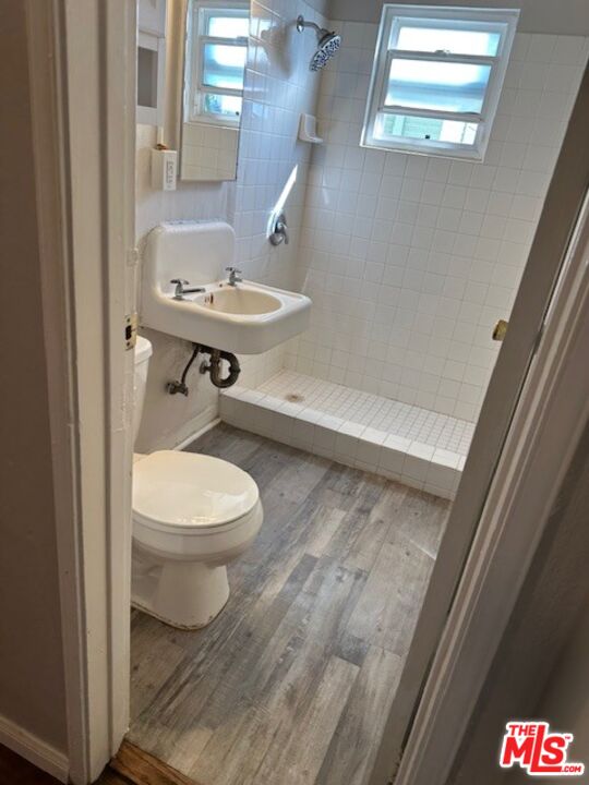 1025 Locust Avenue, Unit 2 Long Beach, CA 90813 - Photo 7 of 58