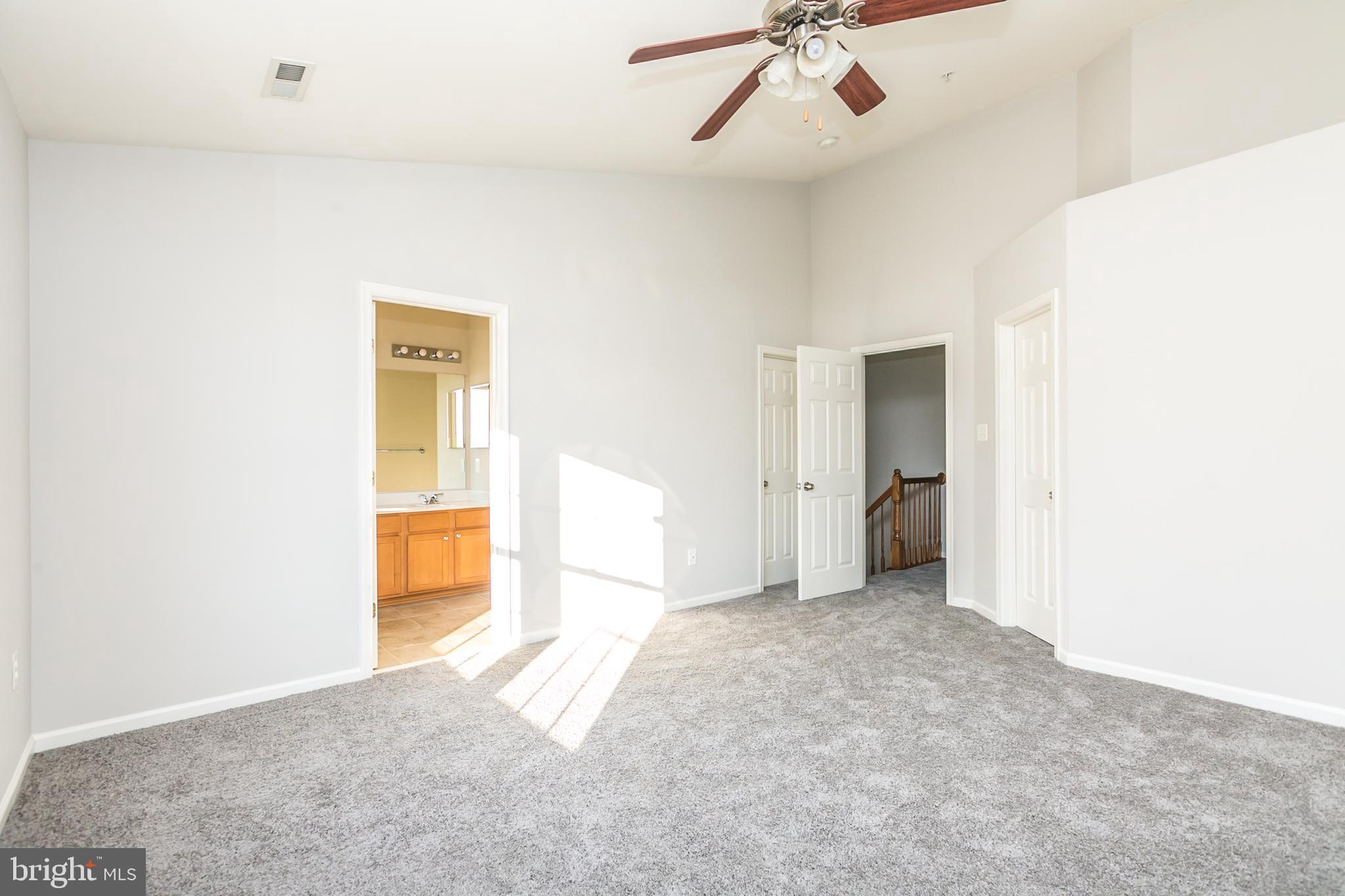 873 Middle River Road Middle River, MD 21220 - Photo 23 of 30 Master with his/her closets