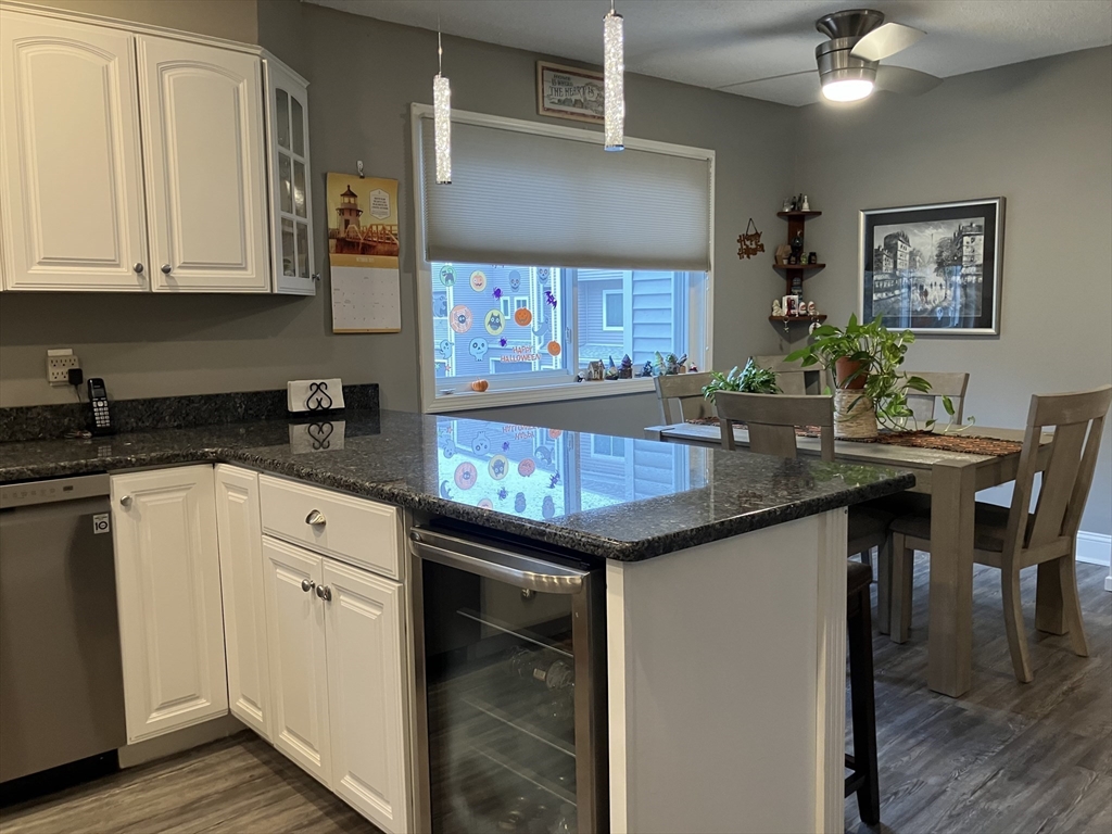 255 North Road, Unit 65 Chelmsford, MA 01824 - Photo 10 of 31