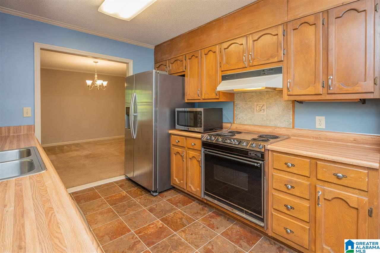 906 6th Avenue Northwest Alabaster, AL 35007 - Photo 18 of 50