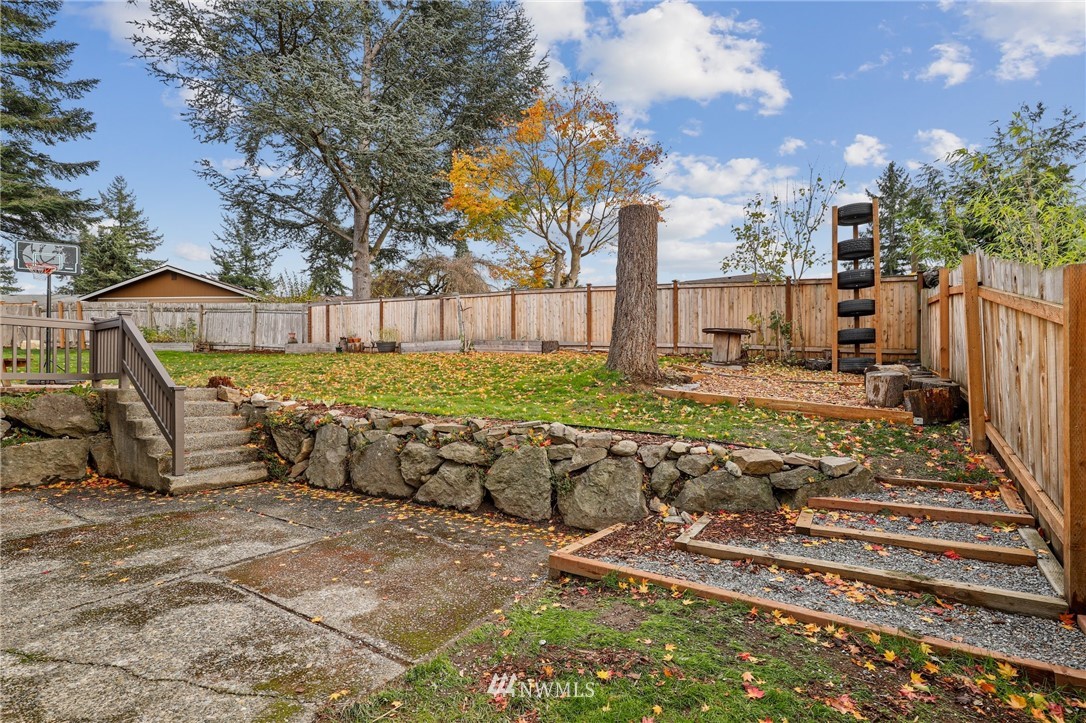 16630 126th Place Southeast Renton, WA 98058 - Photo 22 of 27 Gallery Image 22