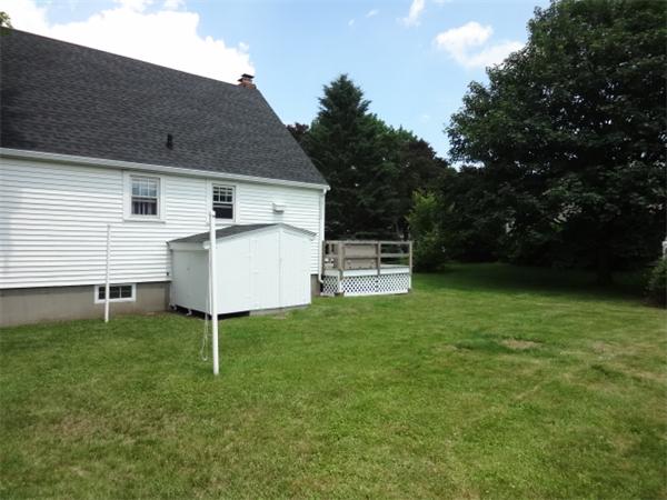 3 Girdler Road Marblehead, MA 01945 - Photo 8 of 8 a view of a backyard with a garden