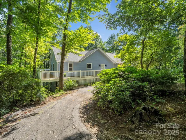 a house view with a outdoor space