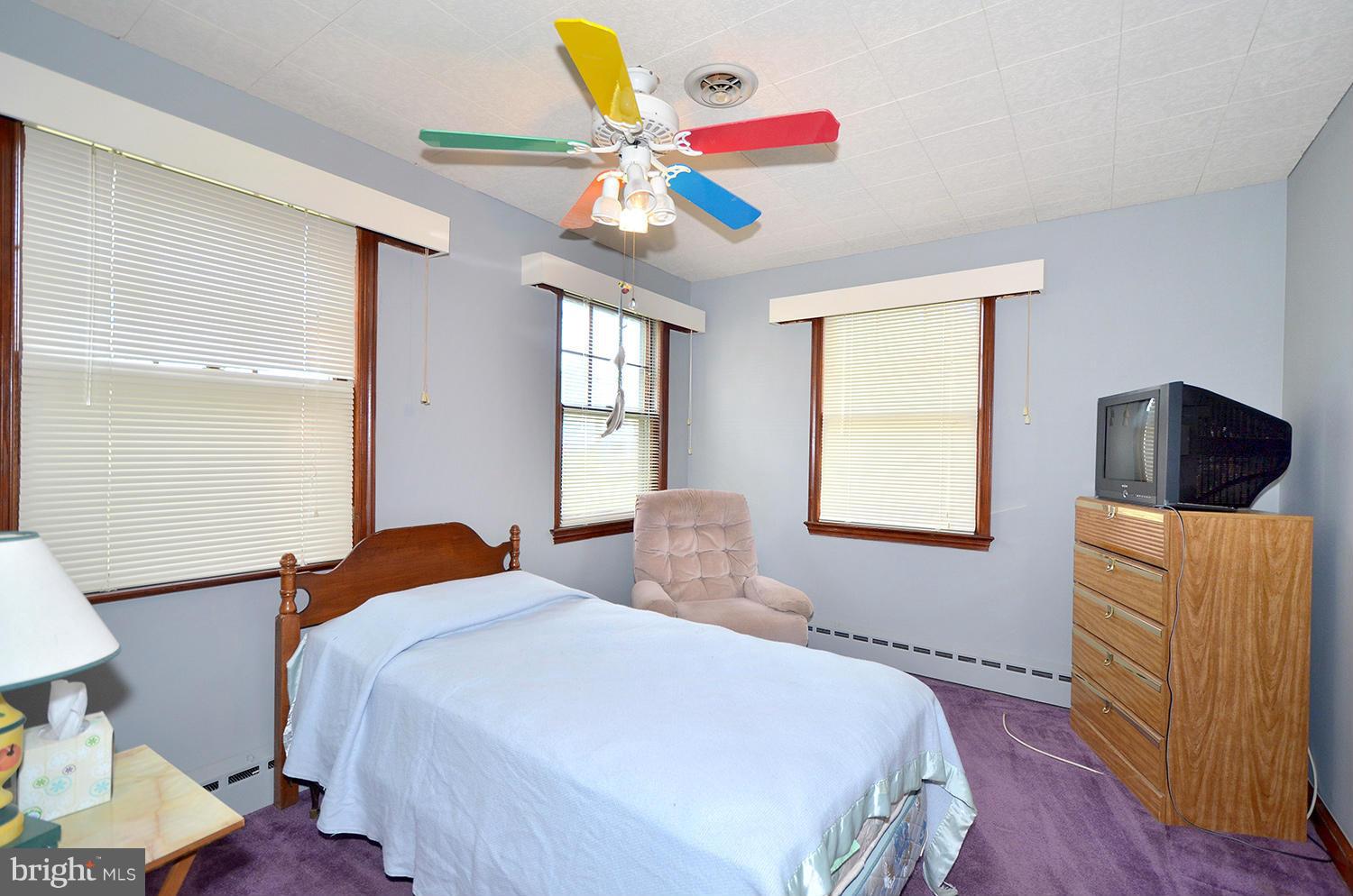 16211 Old Orchard Road Ashton, MD 20861 - Photo 21 of 30 Bedroom