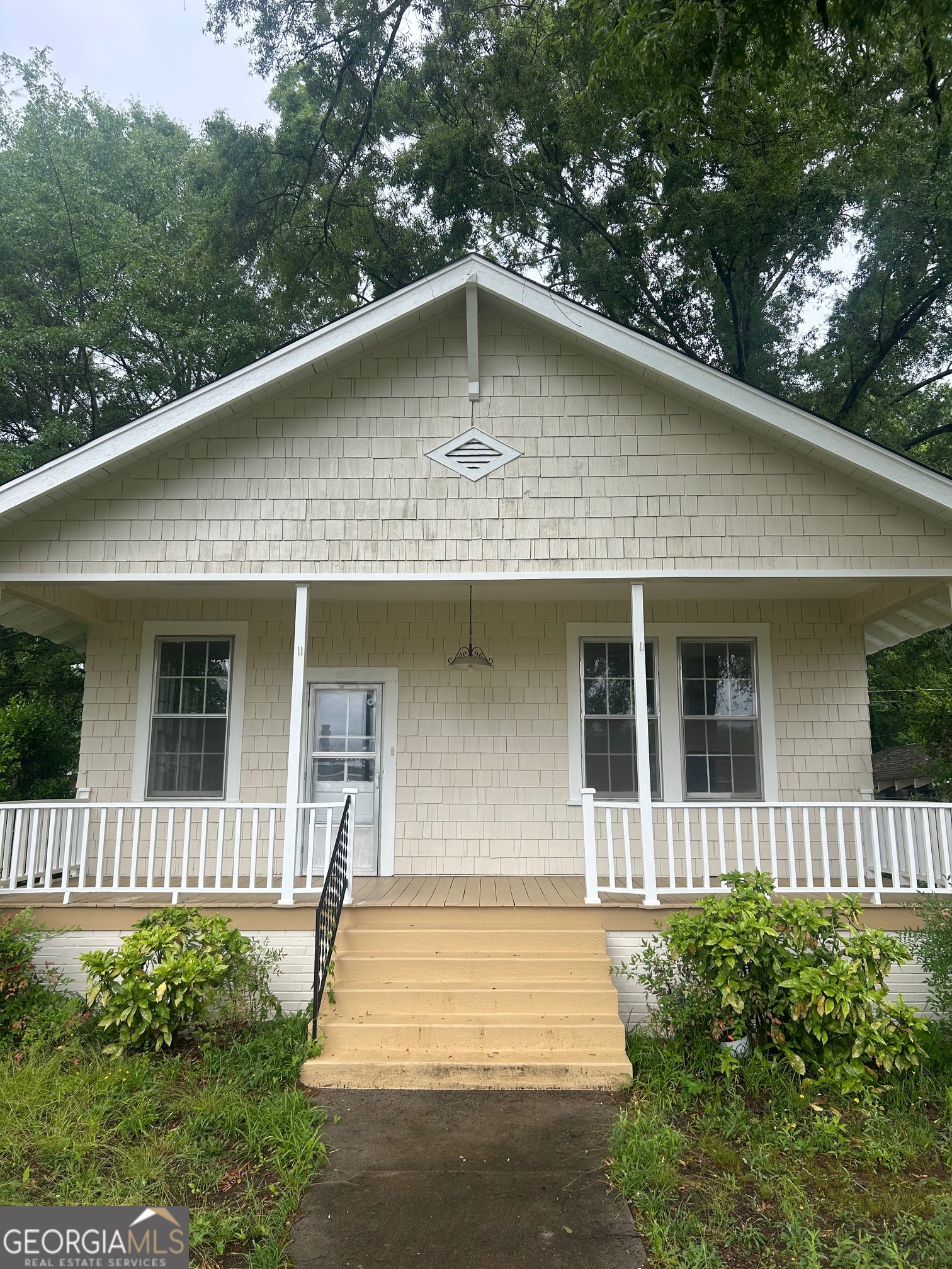 240 1st Street Northeast Rome, GA 30161 - Photo 1 of 12