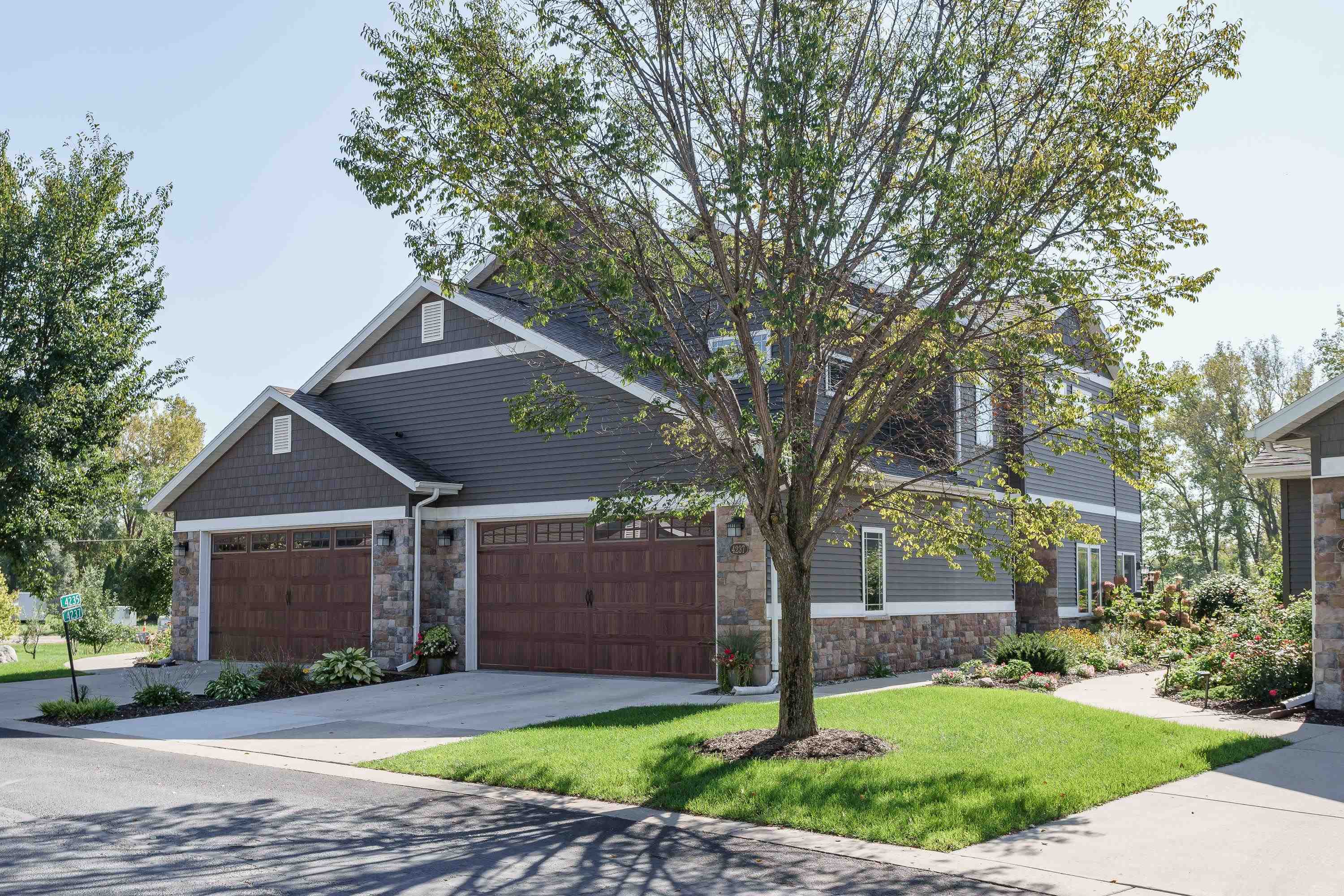 4237 Cortland Court Windsor, WI 53598 - Photo 1 of 34