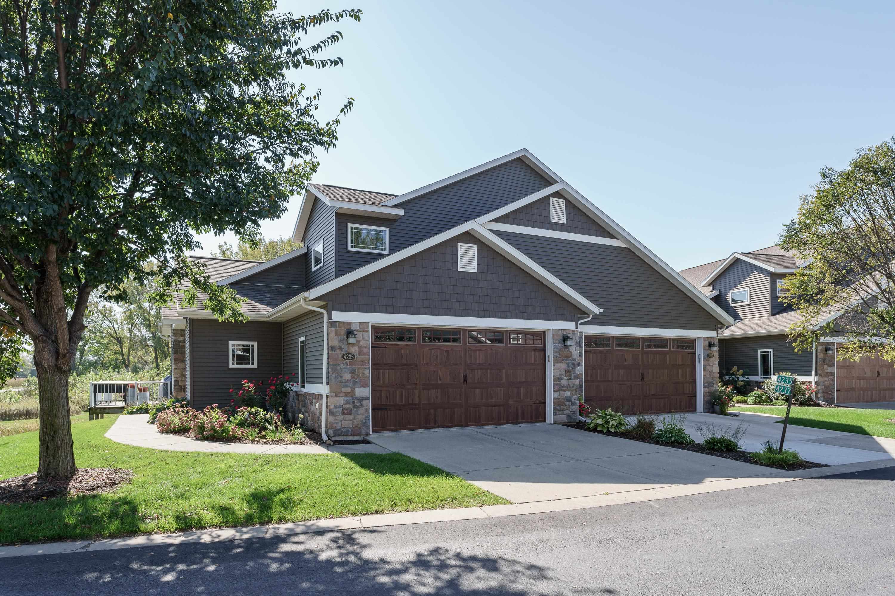 4237 Cortland Court Windsor, WI 53598 - Photo 2 of 34