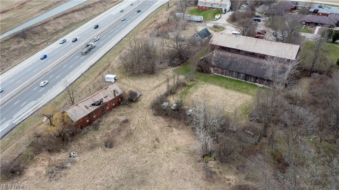 450 Seasons Road Stow, OH 44224 - Photo 7 of 15 Gallery Image 7