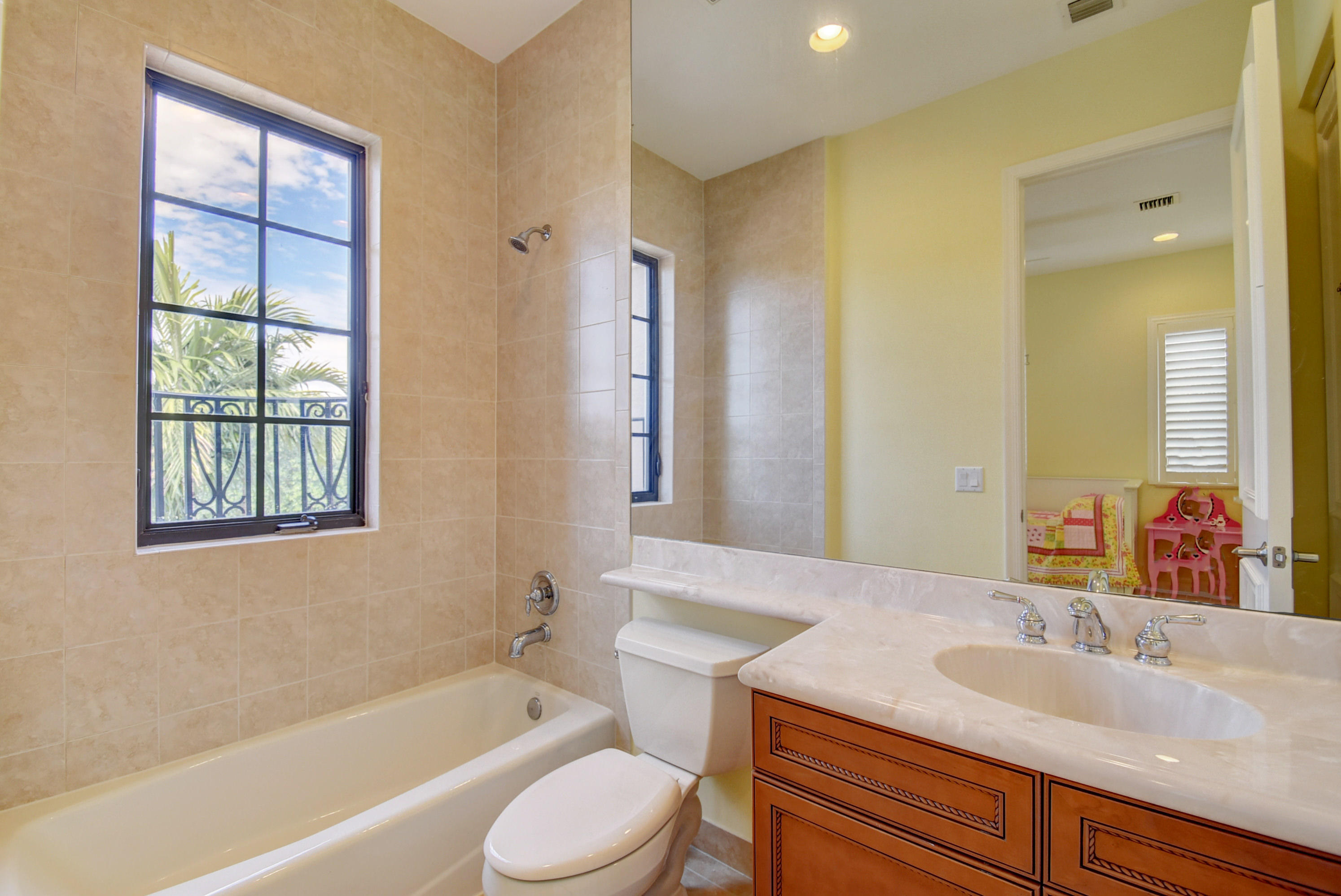 17858 Lake Azure Way Boca Raton, FL 33496 - Photo 21 of 46 Bathroom
