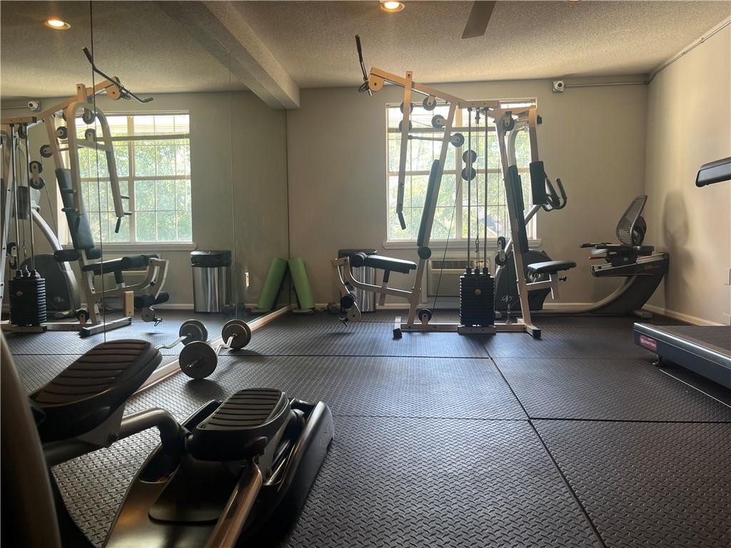 3655 Habersham Road Northeast, Unit B 352 Atlanta, GA 30305 - Photo 33 of 36