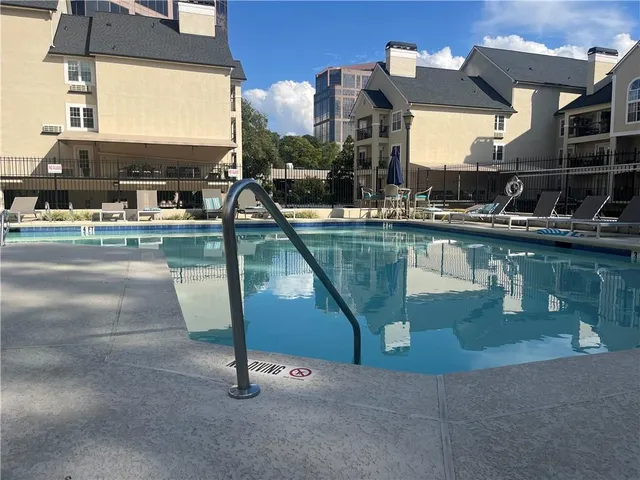 $200,000 | 3655 Habersham Road Northeast, Unit B 352, Atlanta, GA 30305
