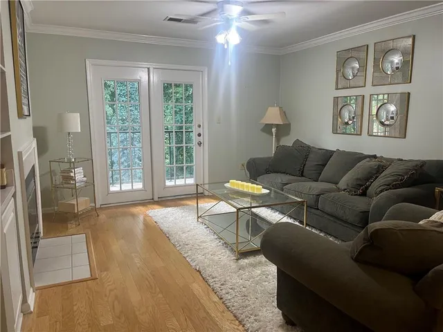 $200,000 | 3655 Habersham Road Northeast, Unit B 352, Atlanta, GA 30305