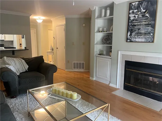 $200,000 | 3655 Habersham Road Northeast, Unit B 352, Atlanta, GA 30305